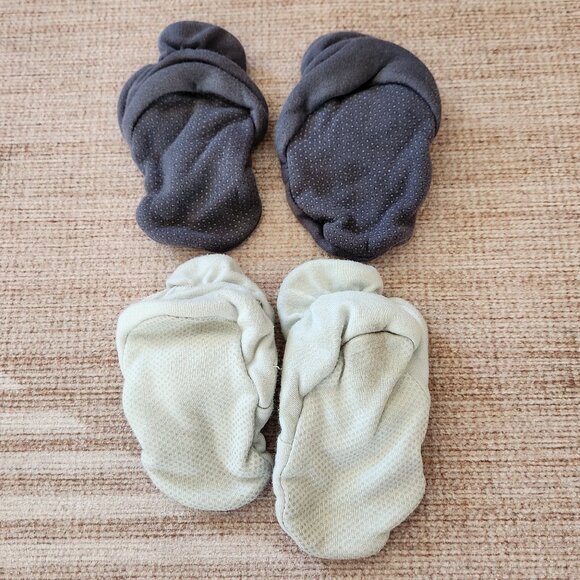 2 Goumi stay on booties - Picture 4 of 4